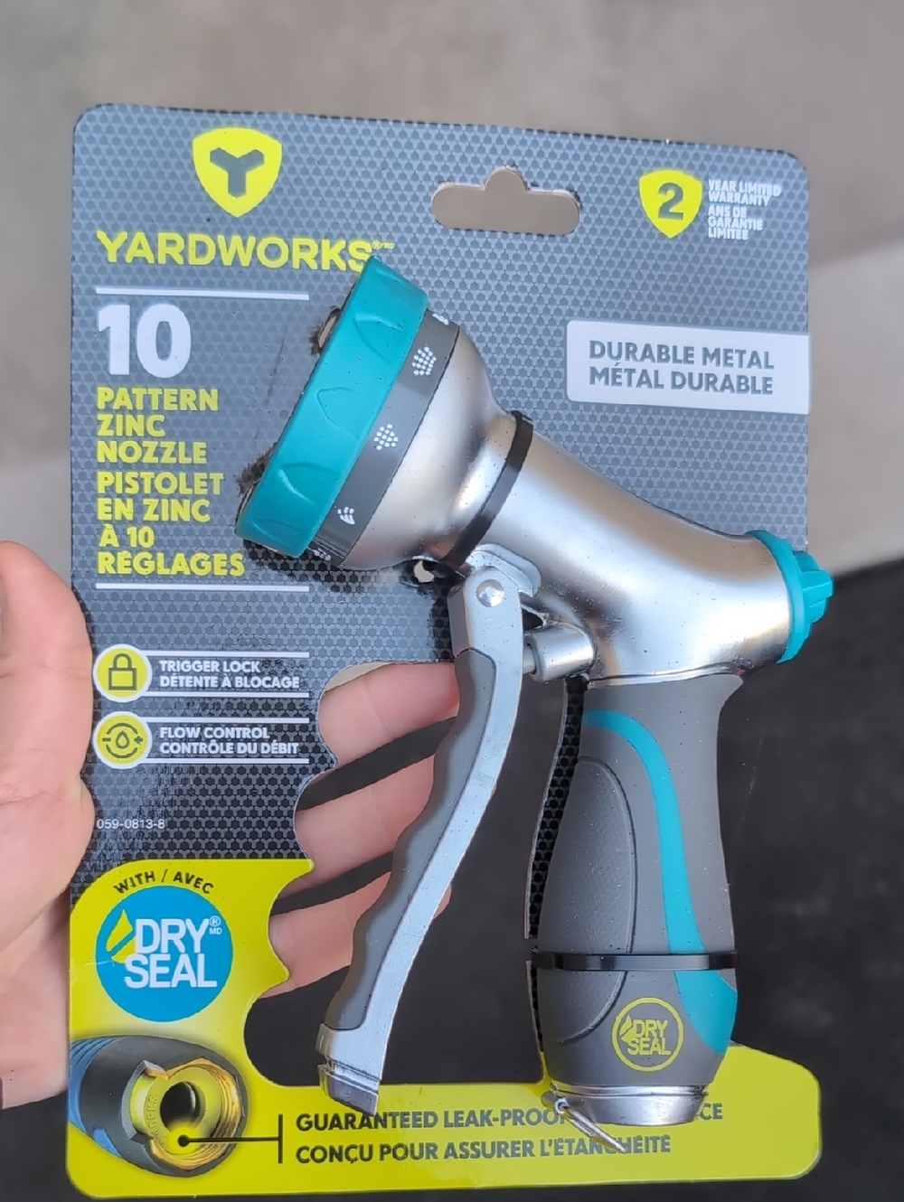 Yardworks Teal and Gray 10-Pattern Zinc Nozzle Spray Gun With Dry Seal Hose Yard